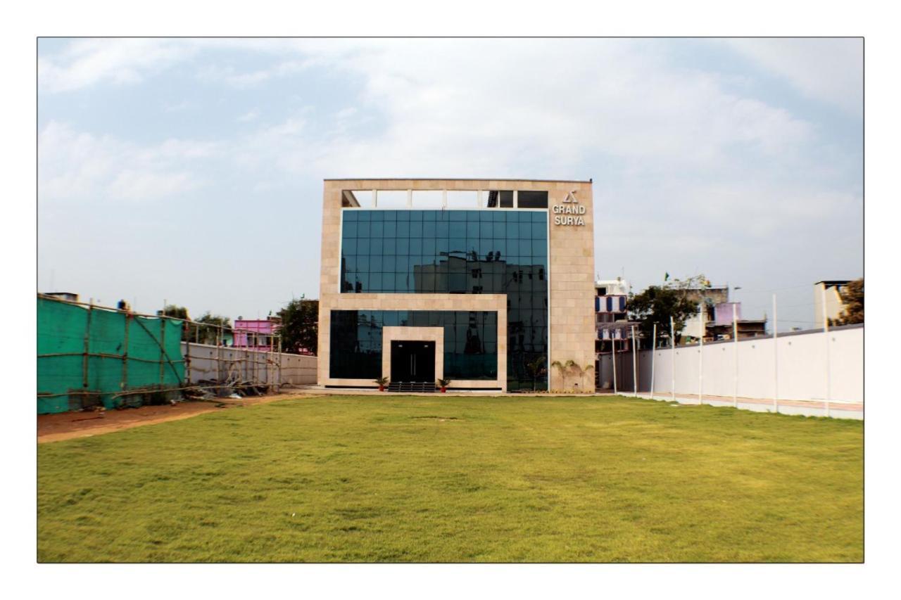 Hotel Grand Surya Kodarma Exterior photo